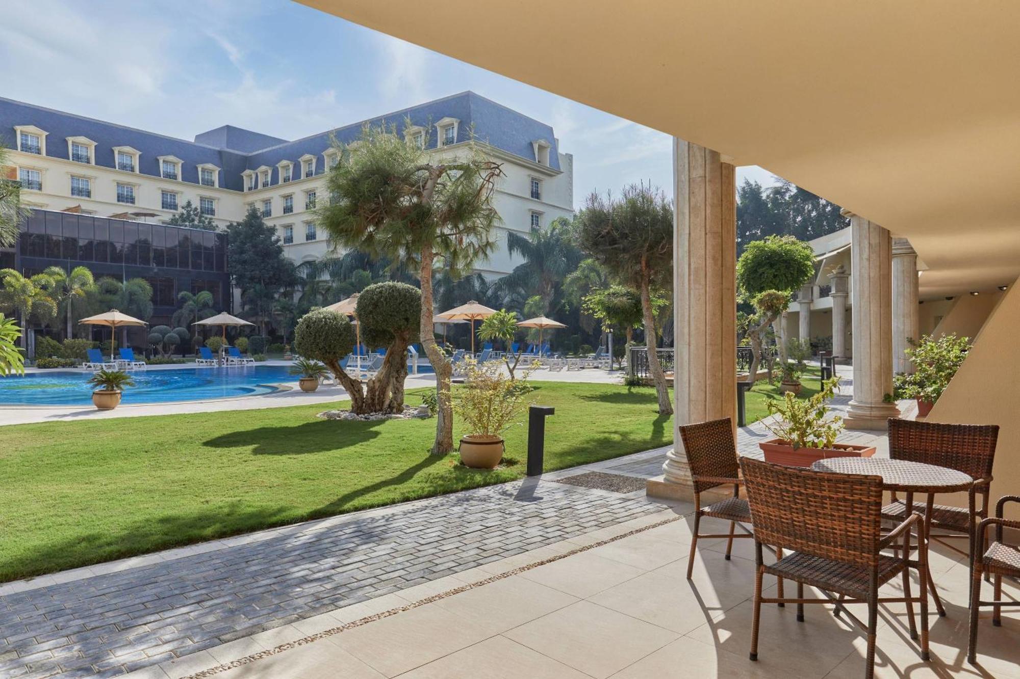 Renaissance Cairo Mirage City Hotel Exterior foto